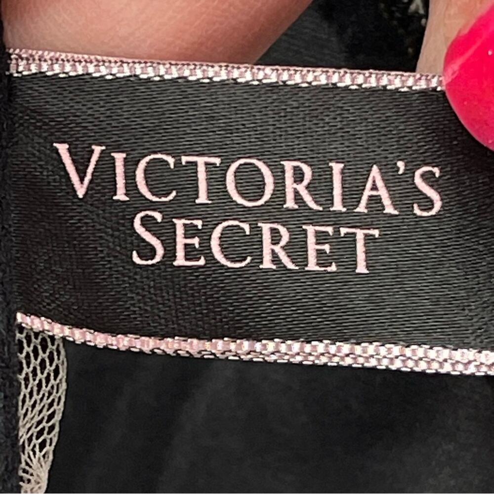 Victoria’s Secret Lace Push Up Black Over Nude Gartered Lingerie Nighty Size 34C - Picture 8 of 11